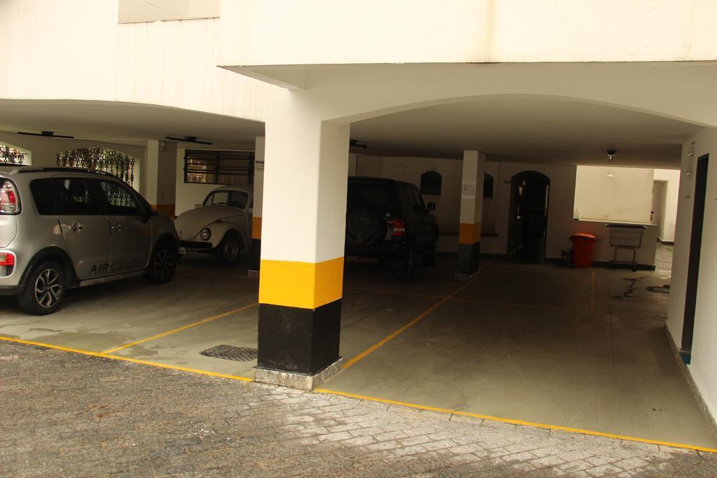 Apto Amplo, Arejado E Mobiliado Na Praia Da Enseada-Guaruja Exterior photo